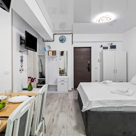 Azul アパート ナボダリ